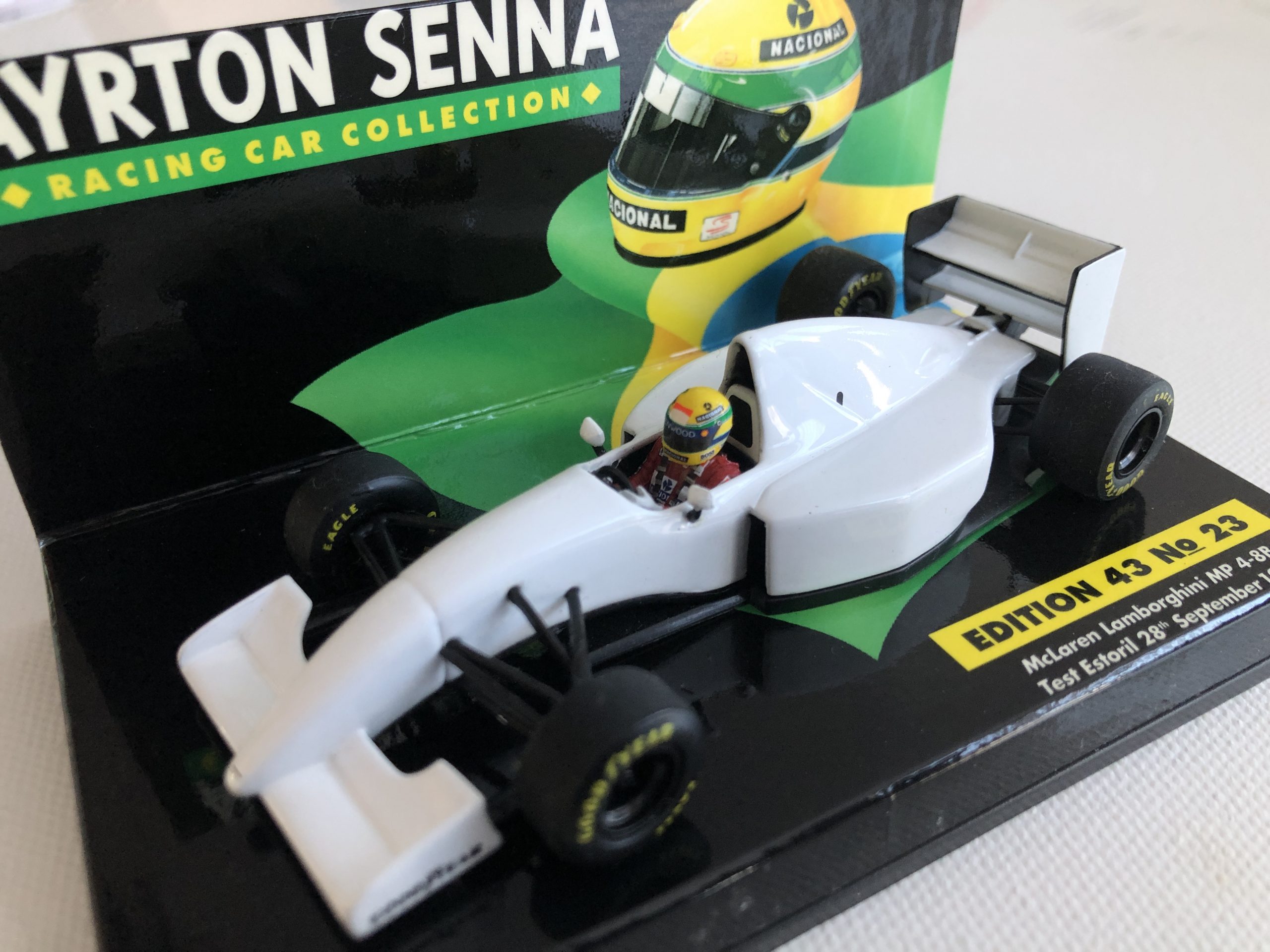 1993 Ayrton Senna McLaren Lamborghini MP4/8B LANG 1:43 Scale Diecast Model Car Edition 43 No.23 - Image 3