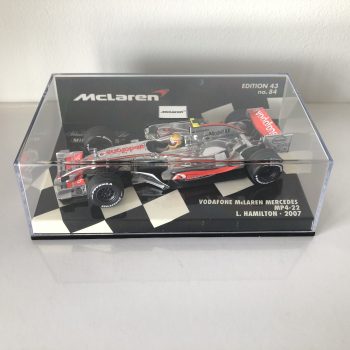 2007 Lewis Hamilton | McLaren Mercedes MP4-22  | Minichamps Diecast 1:43 - Image 4