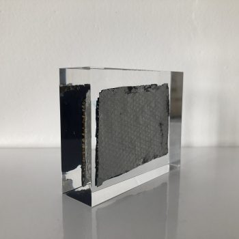 Genuine Redbull Racing Carbon Fibre 2010 Bodywork in Perspex Formula 1 - Image 2