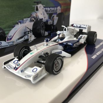 2006 Sebastian Vettel - Sauber BMW C24B - Valencia - Minichamps 1:43 Scale - Image 3