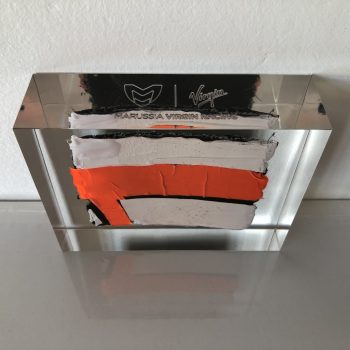 Genuine Marussia Virgin Racing Carbon Fibre Bodywork in Perspex - Image 4