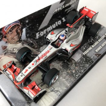 Jenson Button | 2010 Australian GP | Vodafone Mclaren Mercedes MP4-25 | 1:43 Minichamps F1 Model