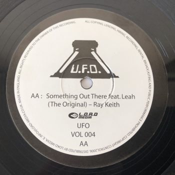 Ray Keith - Terror Wars (Bladerunner VIP) / Something Out There (12") - Image 2