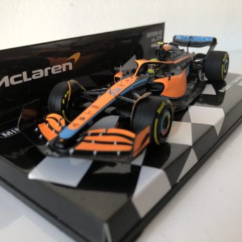 2022 Lando Norris | McLaren F1 Team MCL36 | Minichamps Resin 1:43 | Bahrain GP - Image 4