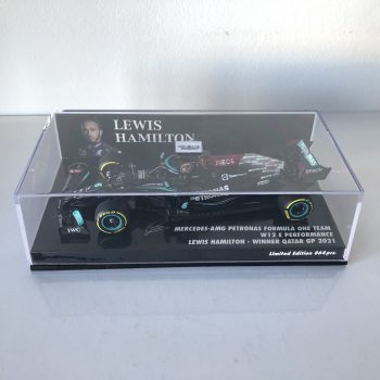 2021 Lewis Hamilton | Mercedes AMG Petronas W12 E Performance | Minichamps Diecast 1:43 | Winner Qatar GP - Image 2