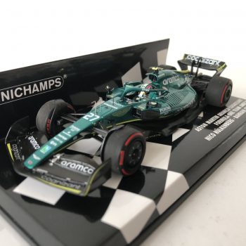 2022 Nico Hulkenberg | Aston Martin Aramco Cognizant Formula One Team AMR22 | Minichamps Resin 1:43 Scale | Bahrain GP - Image 2