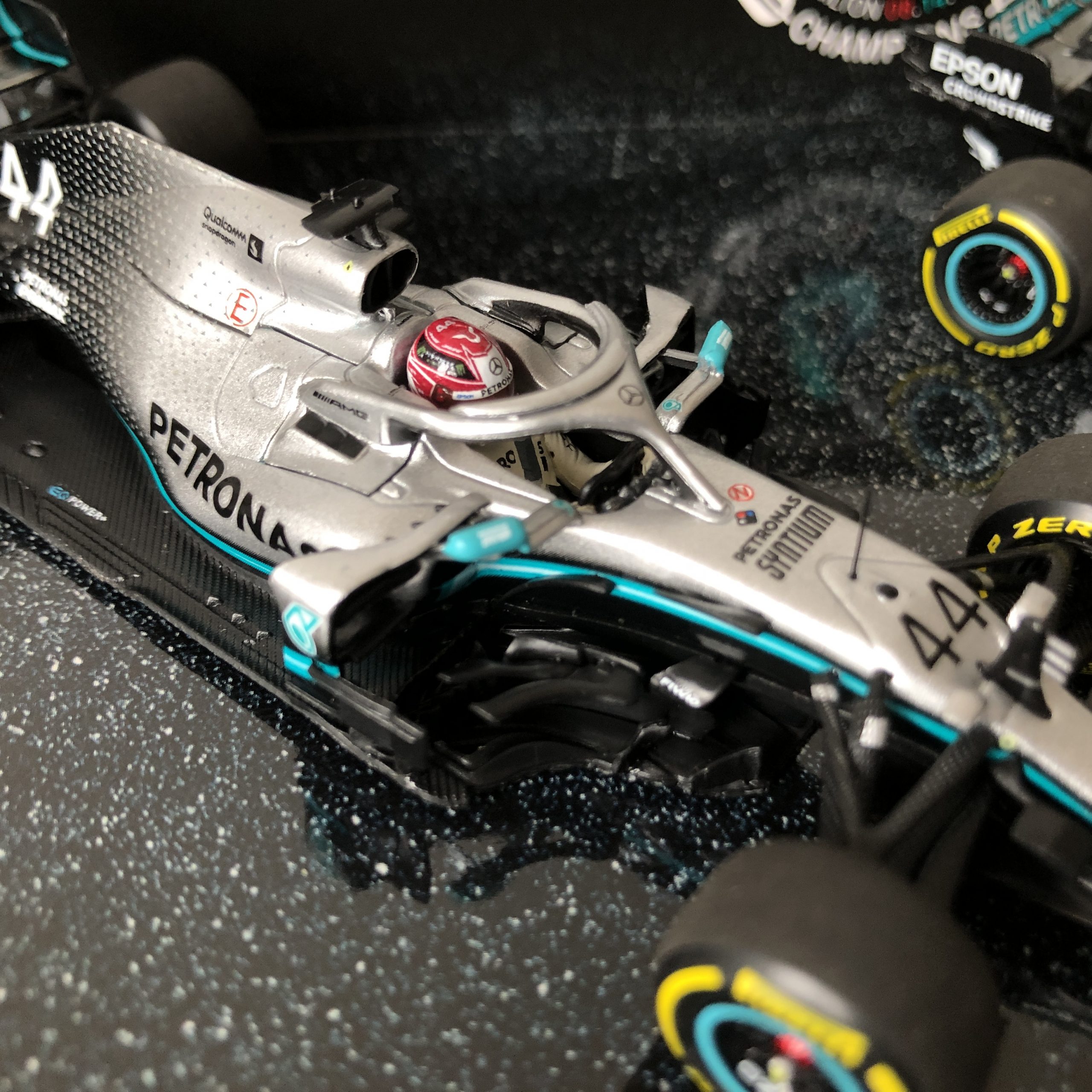 2019 Lewis Hamilton & Valtteri Bottas | Mercedes AMG Petronas Motorsport F1 W10 EQ Power+ | Minichamps Diecast 1:43 | Constructors Box Set - Image 10