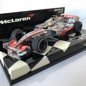 2007 Lewis Hamilton | McLaren Mercedes MP4-22 1st Win, Canada GP | Minichamps Diecast 1:43 - Image 2
