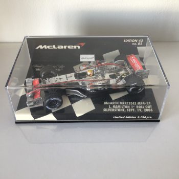 2006 Lewis Hamilton | McLaren Mercedes MP4-21 | Minichamps Diecast 1:43 - Image 4