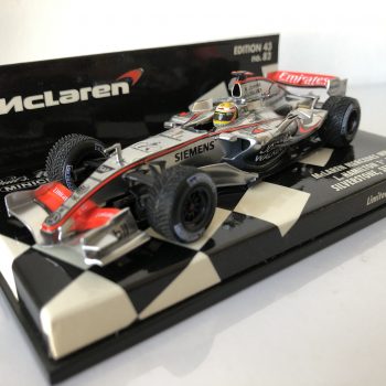 2006 Lewis Hamilton | McLaren Mercedes MP4-21 | Minichamps Diecast 1:43 - Image 2