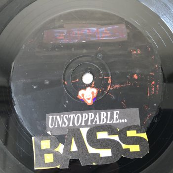 Pack of 8 Jungle / D&B Vinyl Records from Mid 90's - Image 5