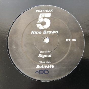 Pack of 8 Jungle / D&B Vinyl Records from 1995 - 2001 - Image 7